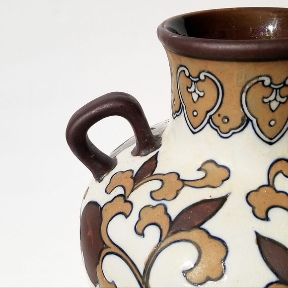 Vintage Decorative Vase - Picture 3 of 5